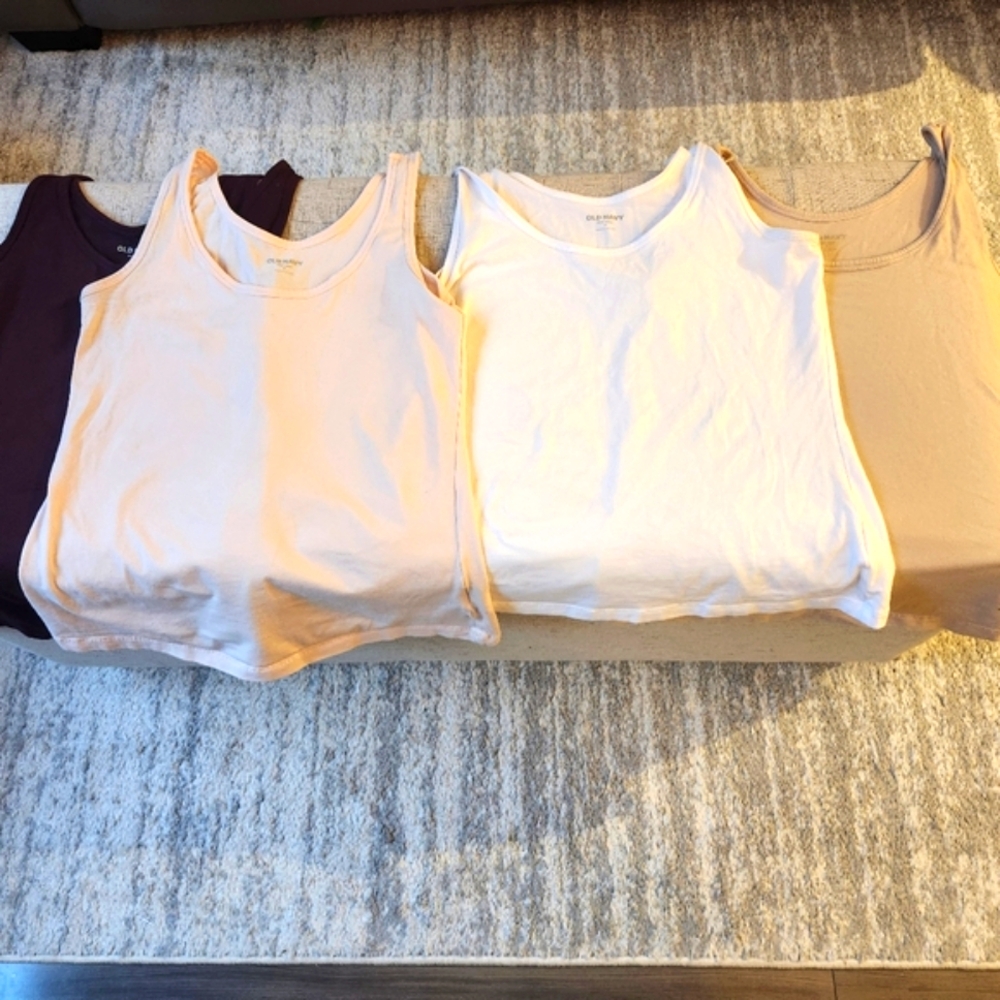 Old Navy first layer scoop neck tank top size small white, tan, maroon, pink